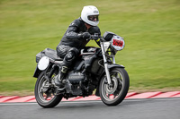 Vintage-motorcycle-club;eventdigitalimages;mallory-park;mallory-park-trackday-photographs;no-limits-trackdays;peter-wileman-photography;trackday-digital-images;trackday-photos;vmcc-festival-1000-bikes-photographs